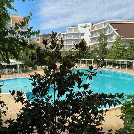 Yves 2 Bed Apart At Sun Village Sunny Beach Not Far Away From The Sea 외부 사진