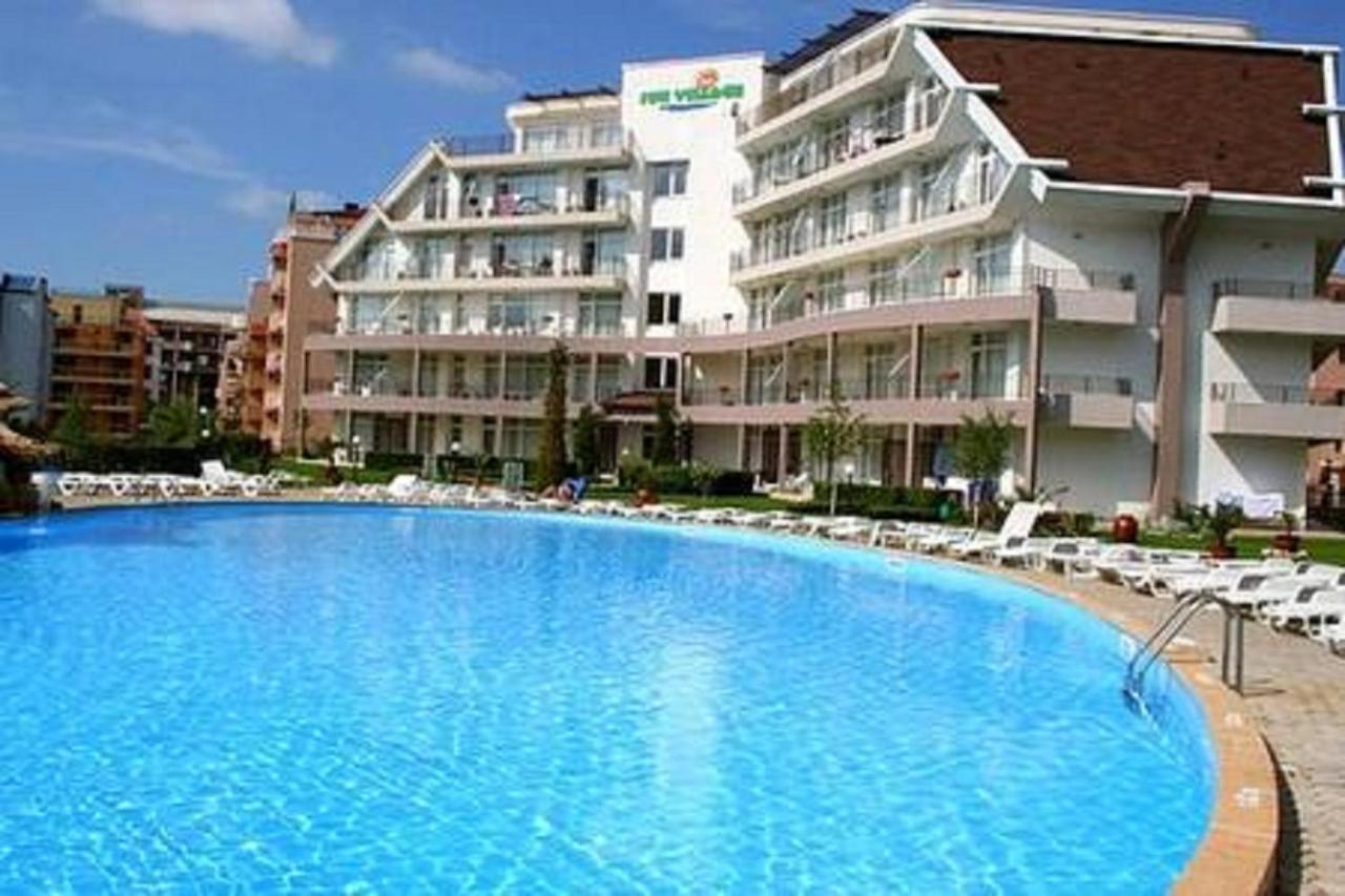 Yves 2 Bed Apart At Sun Village Sunny Beach Not Far Away From The Sea 외부 사진