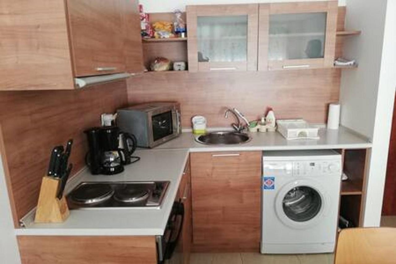 Yves 2 Bed Apart At Sun Village Sunny Beach Not Far Away From The Sea 외부 사진