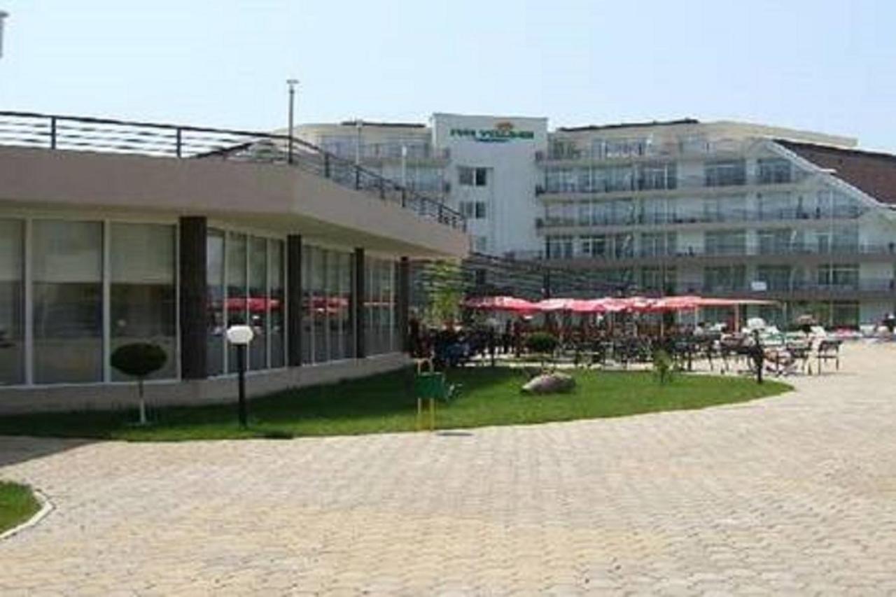 Yves 2 Bed Apart At Sun Village Sunny Beach Not Far Away From The Sea 외부 사진
