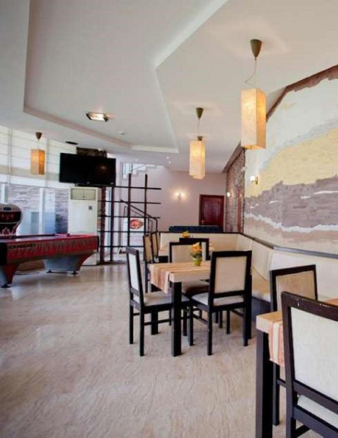 Yves 2 Bed Apart At Sun Village Sunny Beach Not Far Away From The Sea 외부 사진