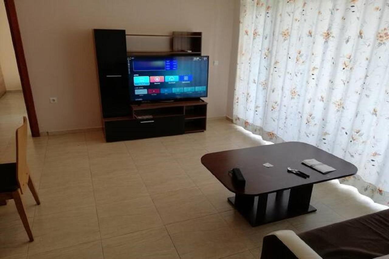 Yves 2 Bed Apart At Sun Village Sunny Beach Not Far Away From The Sea 외부 사진