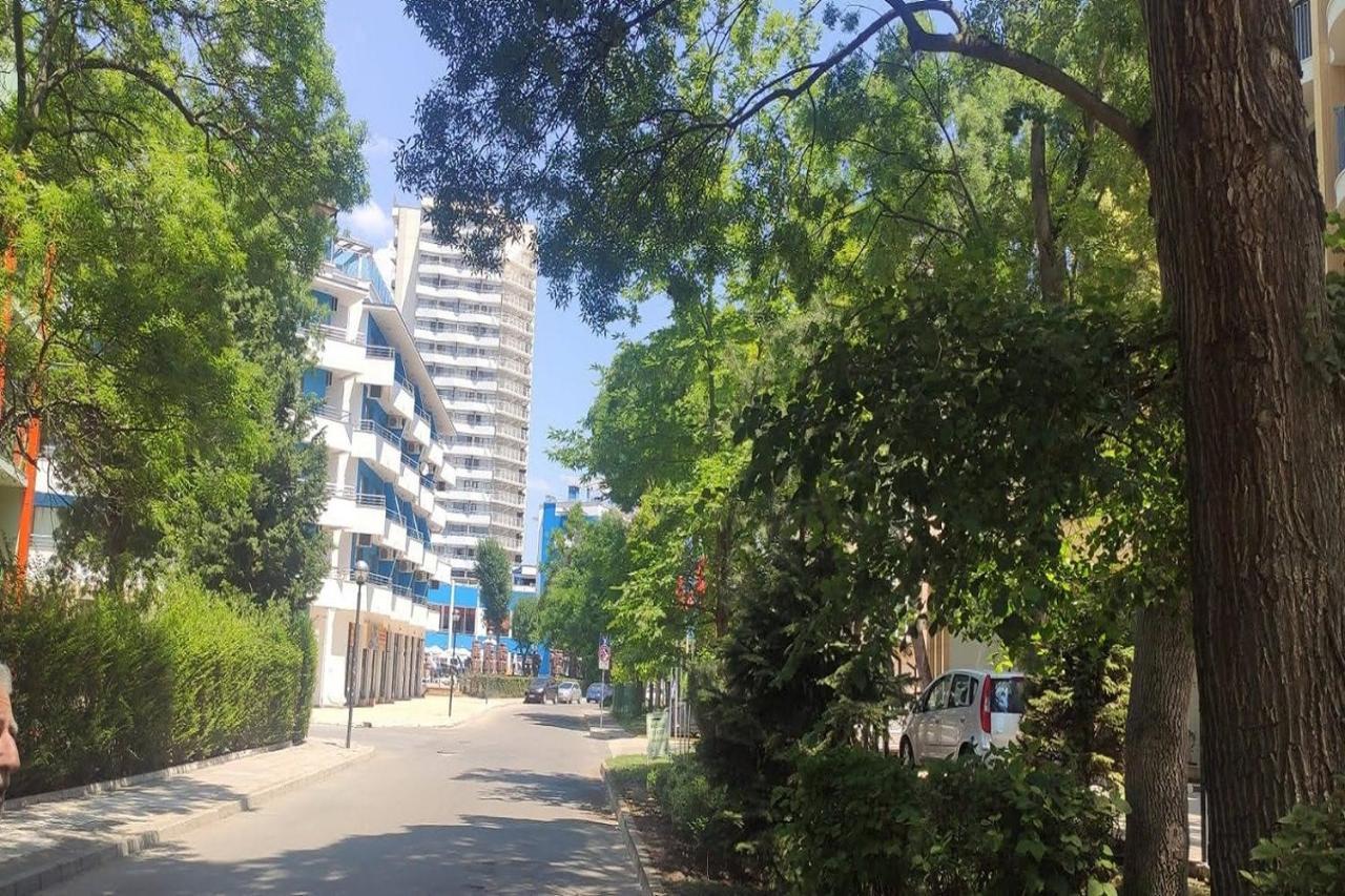 Yves 2 Bed Apart At Sun Village Sunny Beach Not Far Away From The Sea 외부 사진