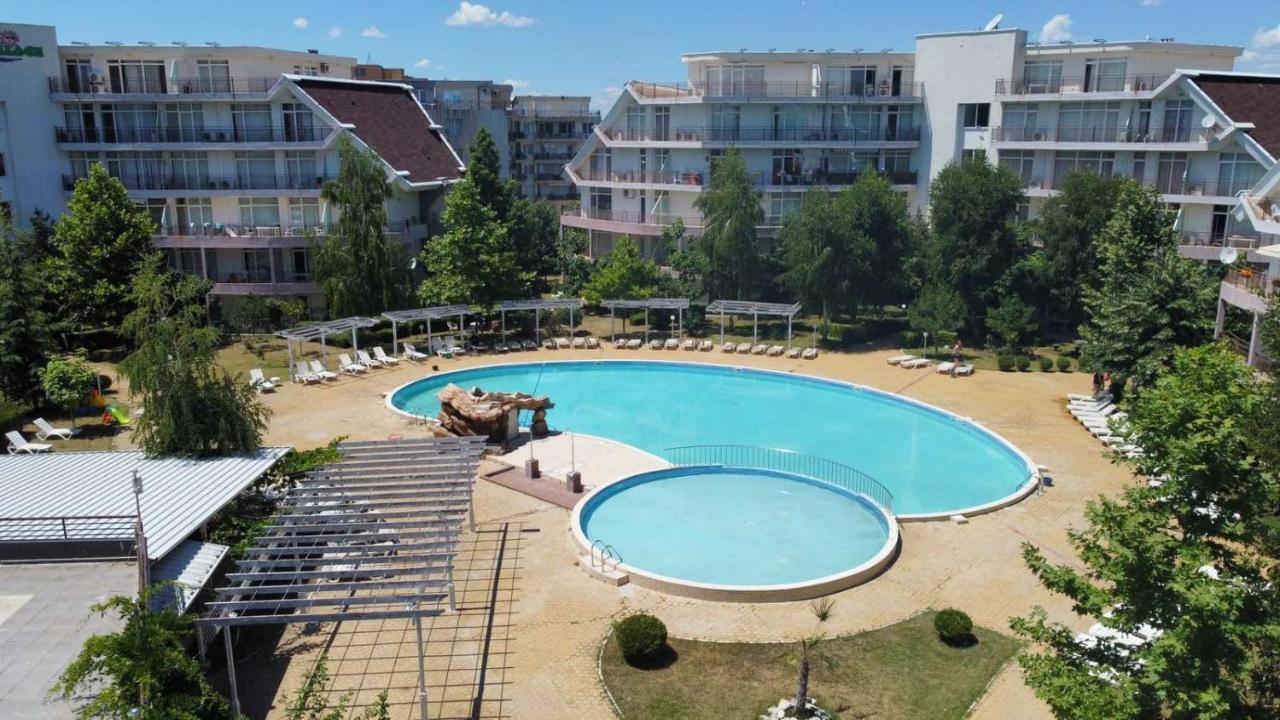 Yves 2 Bed Apart At Sun Village Sunny Beach Not Far Away From The Sea 외부 사진
